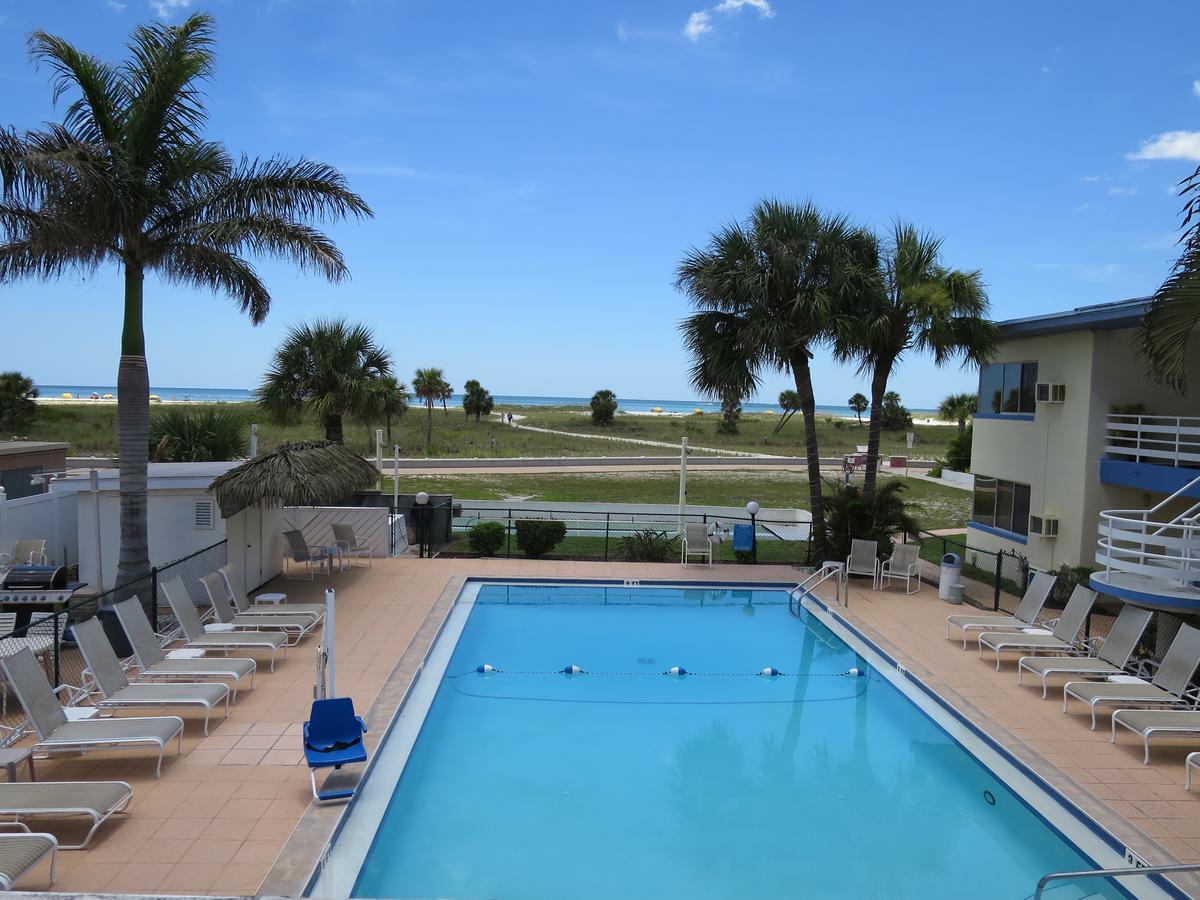 Arvilla Resort St. Pete Beach Exterior photo