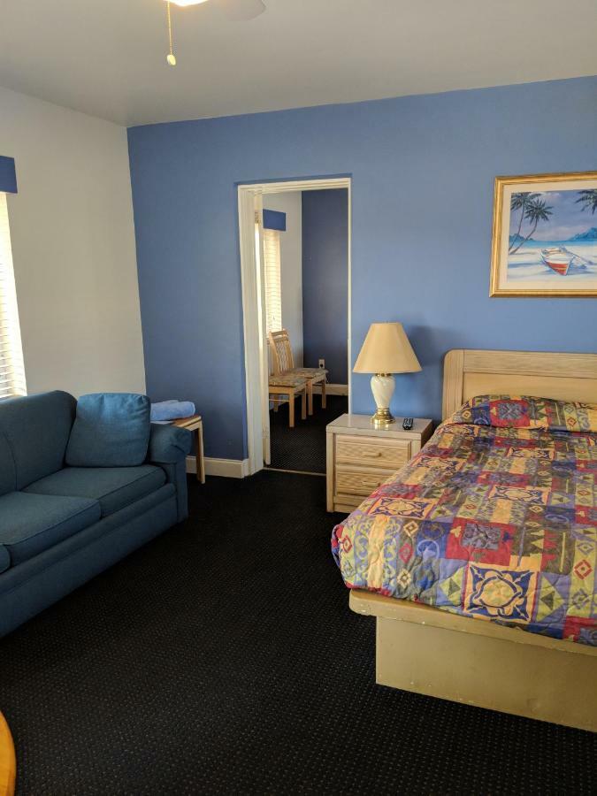 Arvilla Resort St. Pete Beach Exterior photo